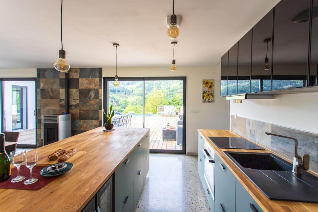 Villa Blanche, Contemporary, Cathars, Couiza, Carcassonne מראה חיצוני תמונה